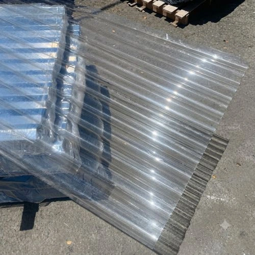 Jika Anda sedang mencari supplier Seng PVC Transparan atau Toko Atap Terdekat, kami menyediakan berbagai pilihan Seng Transparan berkualitas, Kami juga menyediakan informasi mengenai Harga Seng Transparan, Harga Atap Transparan, Harga Atap Per Meter, Harga Seng Transparan 0.80mm & Harga Seng Transparan 1 mm